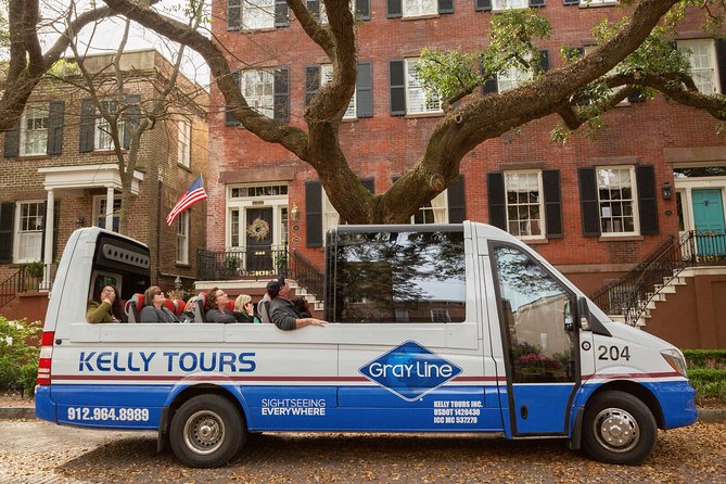 Savannah Open Top Panoramic City Tour with Live Narration - Guides make or break it, and this tour leans hard on personality