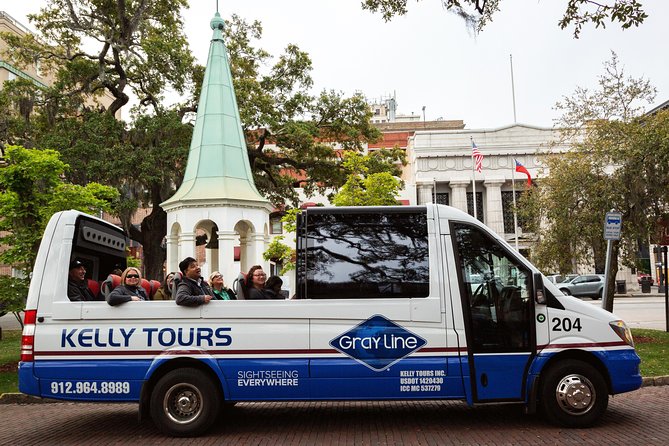 Savannah Open Top Panoramic City Tour with Live Narration - City Market and River Street, seen from the best angle for your first day