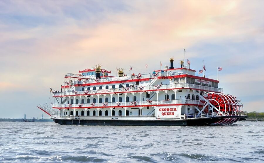 Savannah: Riverboat Sunset Cruise - Bar and Grill Setup: Drinks, Food, and How Lines Affect Your Night