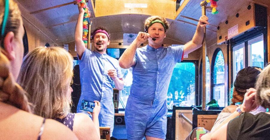 Savannah: "Savannah for Morons" Comedy Trolley Tour - The mid-tour break at McDonough’s Restaurant and Lounge