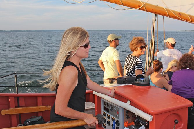 Schooner Fame Sailing Tour - Getting on board at Pickering Wharf Marina in downtown Salem