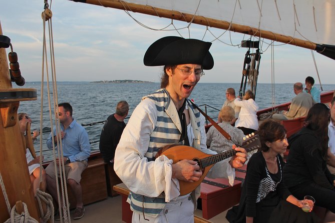Schooner Fame Sailing Tour - Seating, comfort, and the “booze cruise” concern