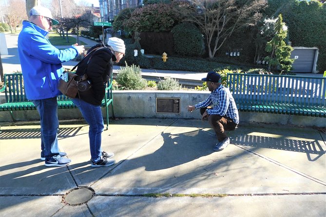 Seattle City Tour - Space Needle Photo Stop, Plus How to Make It Work for You