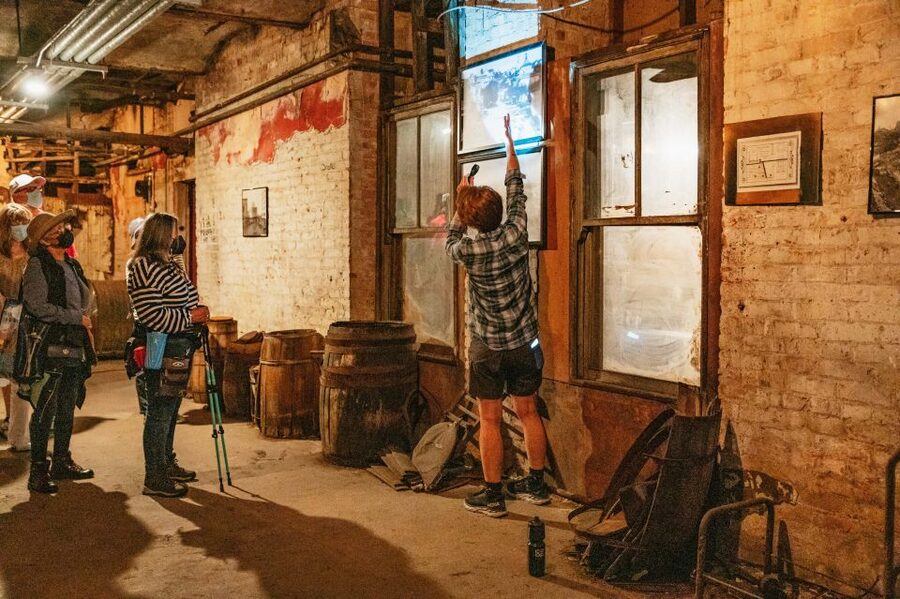 Seattle: Guided Underground Walking Tour - Price and Value: $31 for a Guided Hour Below the Streets