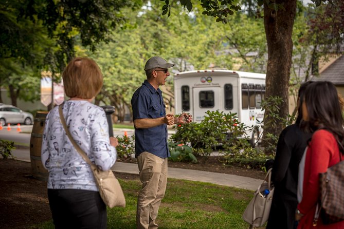 Seattle Wine & Snoqualmie Falls Highlights Tour - Woodinville winery time: what you get, and what costs extra