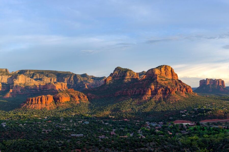 Sedona or Flagstaff: Horseshoe Bend & Antelope Canyon X Tour - A long-day combo that makes sense for most visitors