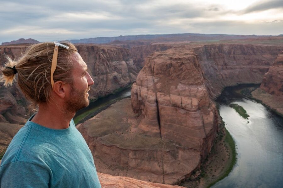 Sedona or Flagstaff: Horseshoe Bend & Antelope Canyon X Tour - Glen Canyon Dam and Lake Powell: quick stops with real payoff