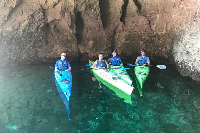 Self-Drive Emerald Cave Kayak Tour: Guided Willow Beach Paddle - Key things to notice before you go