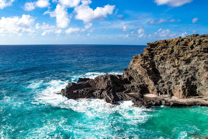 Sights & Bites Ultimate Oahu Circle Island Foodie Tour - Morning photo start: Halona Blowhole and a malasada moment