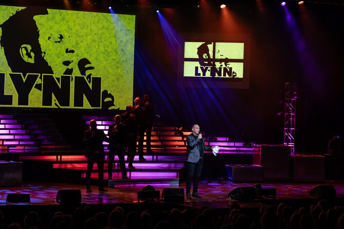 SIX Show in Branson - Audience Interaction: Fun, Close, and Sometimes Polarizing