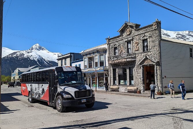Skagway City and Summit Tour - Welcome to Alaska Sign at White Pass Summit: The Photo Stop People Remember