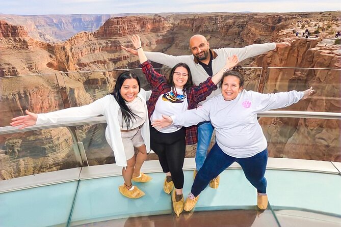 Small Group Grand Canyon, Hoover Dam, 7 Magic Mountains VIP Tour - Start Time, Pickup Details, and the Comfort Factor