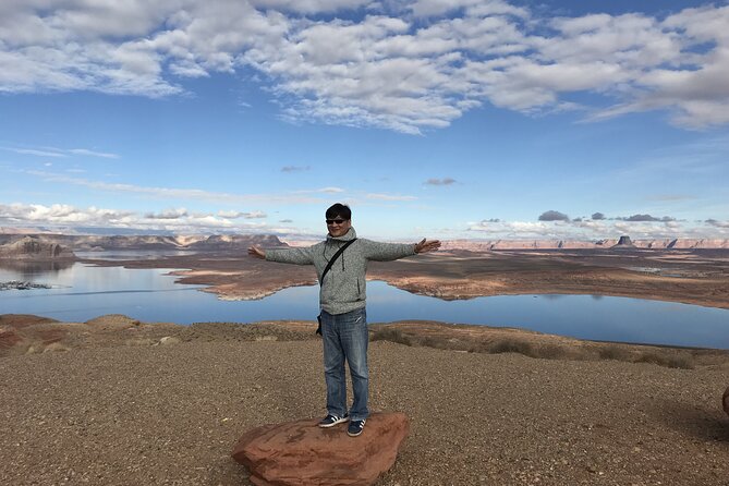 Small-Group Lower Antelope Canyon & Horseshoe Bend Tour w/ Lunch - What to Pack for Lower Antelope Canyon and Horseshoe Bend
