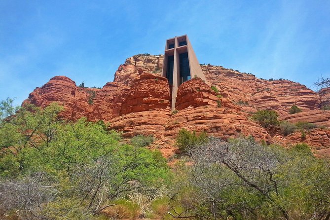 Small Group or Private Sedona and Native American Ruins Day Tour - Stop 3: Bell Rock, a Fast Photo Stop That Fits the Day
