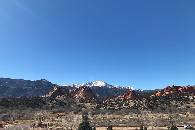 Small Group Tour of Pikes Peak and the Garden of the Gods from Denver - Manitou Springs Lunch Break: An Hour for Food and Small-Shop Browsing