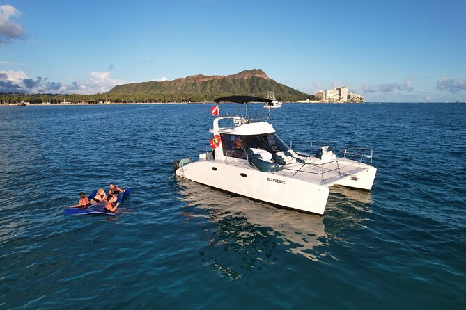 Small Group Turtle Canyon Snorkel in Waikiki (Boat Tour) - Drinks, water, and what small comforts do for your snorkeling time