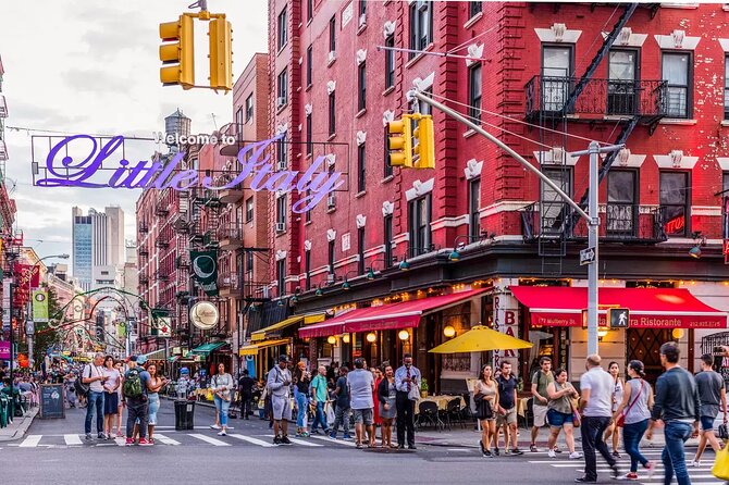 SoHo, Little Italy, and Chinatown NYC Guided Walking Tour - Woolworth Building views and Park Row journalism stories