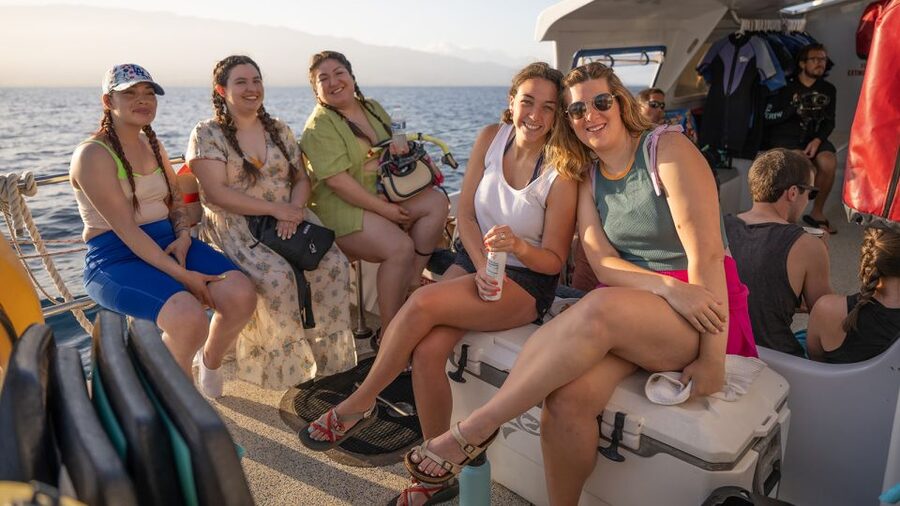 South Maui: Molokini & Turtle Town Snorkeling Tour with Meal - Price and value: is $159 a person worth it?