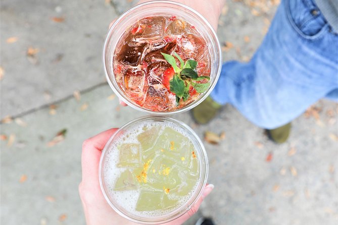 Southern & Secret Walking Food Tour - Johnson Square Live-Oaks and That Old-City Feeling