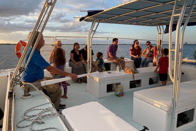Southwest Florida Sunset Sail - Drinks, comfort, and photo setup: what to expect onboard