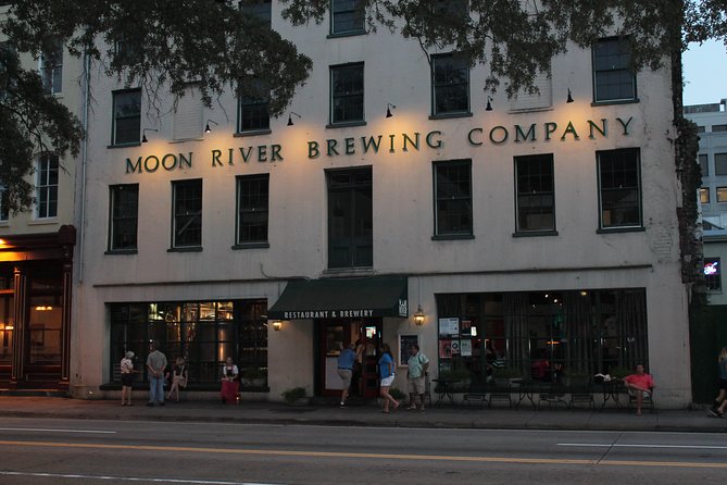 Spooky Savannah Haunted Pub Crawl - City Market and River Street Area: The Breaks Between Pubs