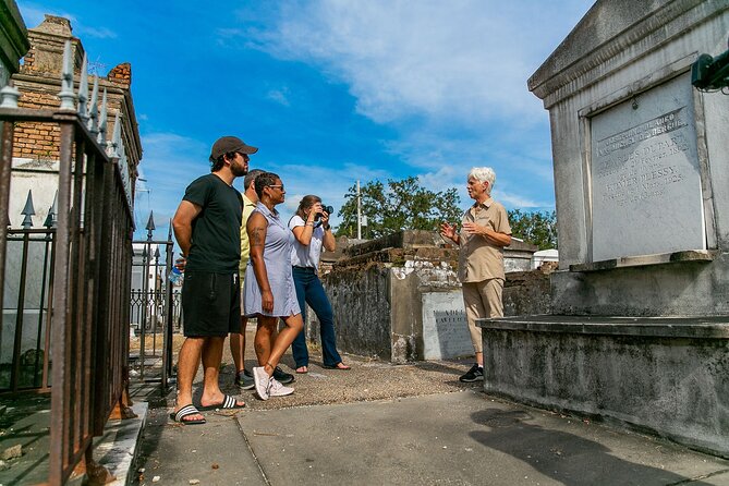 St. Louis Cemetery No. 1 Official Walking Tour - Why St. Louis Cemetery No. 1 is special, and why you can’t just stroll in