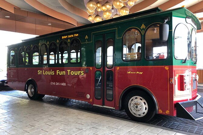 St. Louis Narrated Trolley Tour - First Impressions: A Retro Trolley Ride That Works Best as a City Primer