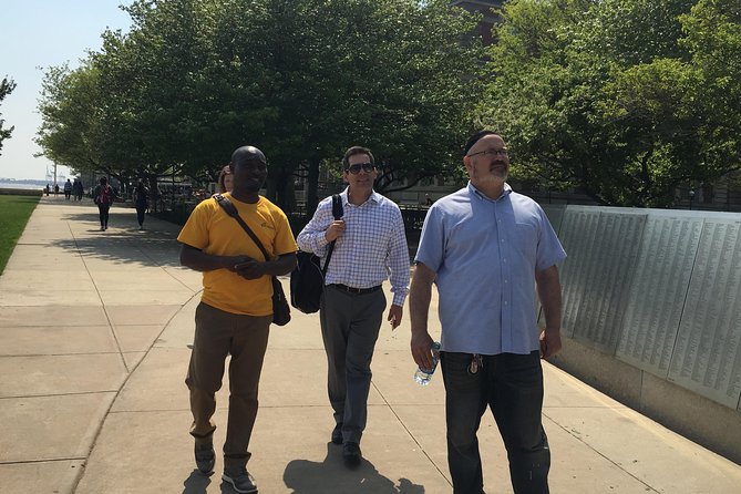 Statue of Liberty, Ellis Island, and 9/11 Memorial Guided Tour - Ellis Island: immigration history plus the real-time limits