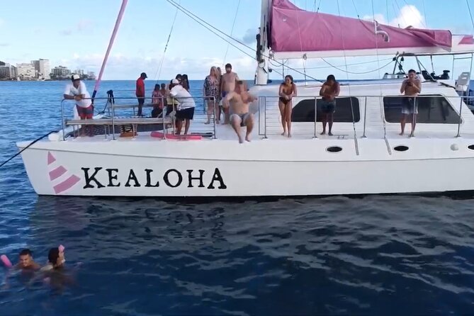 Sunset Boat Cruise: Swim and Cruise Waikiki - Your start point on Oahu: Pink Sails Waikiki