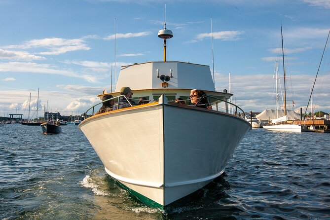 Sunset Cruise with Gansett Cruises in Newport, RI - Finding Gansett Cruises at 30 Market Square (and Getting On Fast)