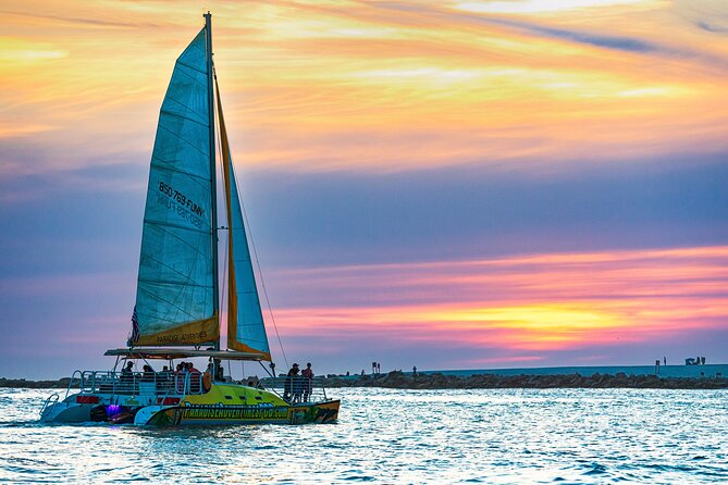 Sunset Dolphin Sail Aboard the Footloose Catamaran - Getting to the boat: Bluegreen Bayside dock, simple check-in, short walk