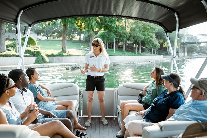 Sunset River Cruise: #1 in the US - Getting your bearings in Waco from the water