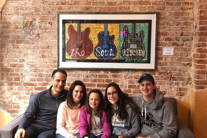 Taste of Downtown Memphis Food Tour - A Beale Street food tour that moves at real-human pace