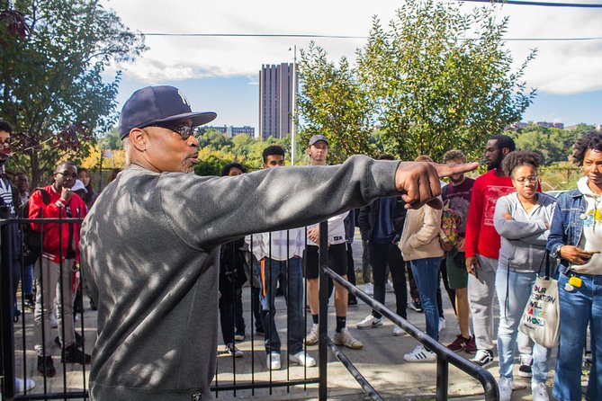 The Birthplace of Hip Hop Harlem and The Bronx - Graffiti Wall of Fame and Rucker Park: Seeing Hip Hop in Street Art and Sport