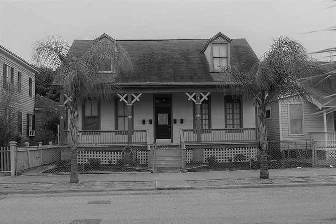 The Historic Galveston Ghost Tour - Stop 2: Adams League Mansion and Olga Samaroff’s haunting