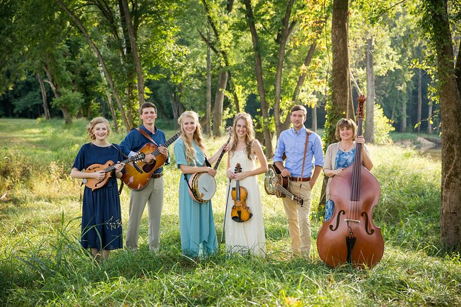 The Petersens at The Little Opry Theatre in Branson - Key things I’d circle before you go