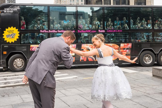 The RIDE Experience Theatrical Bus Tour - The show part: how THE RIDE plays like Broadway on wheels