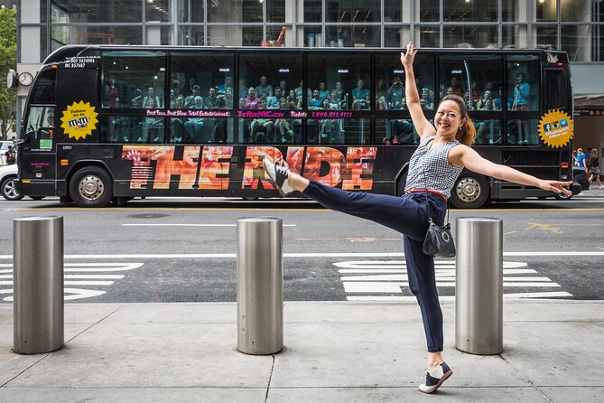 The RIDE Experience Theatrical Bus Tour - Stop-by-stop: what each famous area is really for you