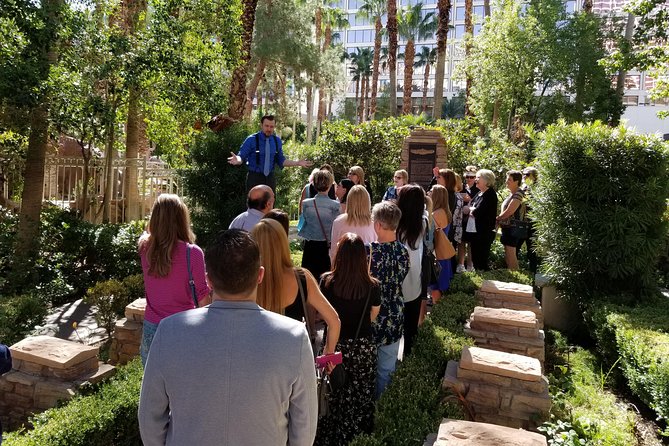 The Vegas Mob Tour - Benjamin Bugsy Siegel and the story engine behind the drive