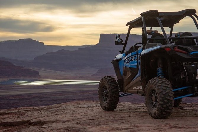 Thrilling 3.5 Hour You-Drive Fins N Things/Hells Revenge UTV Tour - What to wear and bring for a UTV that kicks up sand