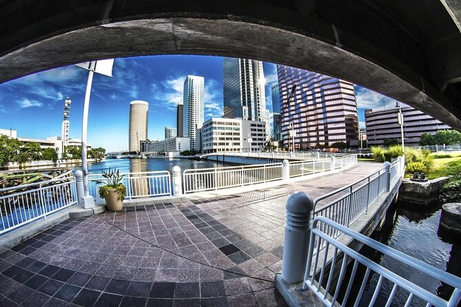 Tiki Boat - Downtown Tampa - The Only Authentic Floating Tiki Bar - Quick hits before you board