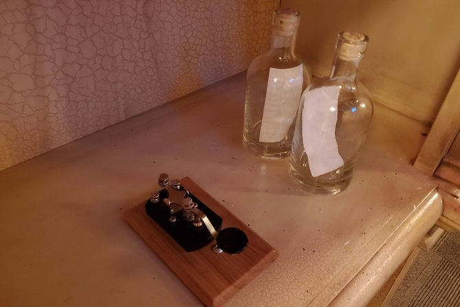 Titanic Escape Room Game for Private Group - Titanic Escape Room Palm Springs: The Story You Follow