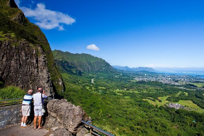 Tour of North Shore & Waimea Waterfall - Why This North Shore Loop Works Without a Rental Car