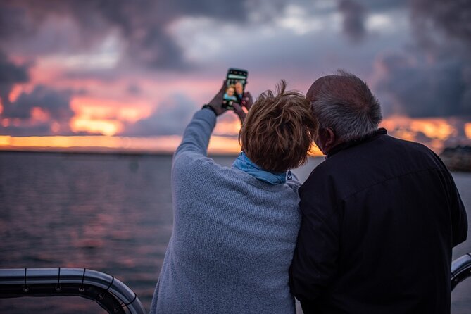 Two-Hour Luxury Whale Watching Tour from Oceanside - The catamaran experience: seating, narration, and staying comfortable