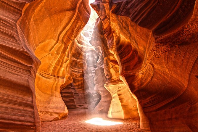 Upper Antelope Canyon Tour-AACT - Check-in and the meeting point on Highway 98: get there without stress