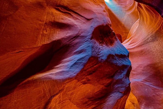 Upper & Lower Antelope Canyon Tours - Arizona Tours - What the best guides do for your photos, and why it matters