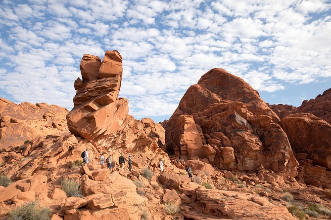 Valley of Fire Guided Hike from Las Vegas - Stops that turn the park into a story: Fire Wave to Rainbow Vista