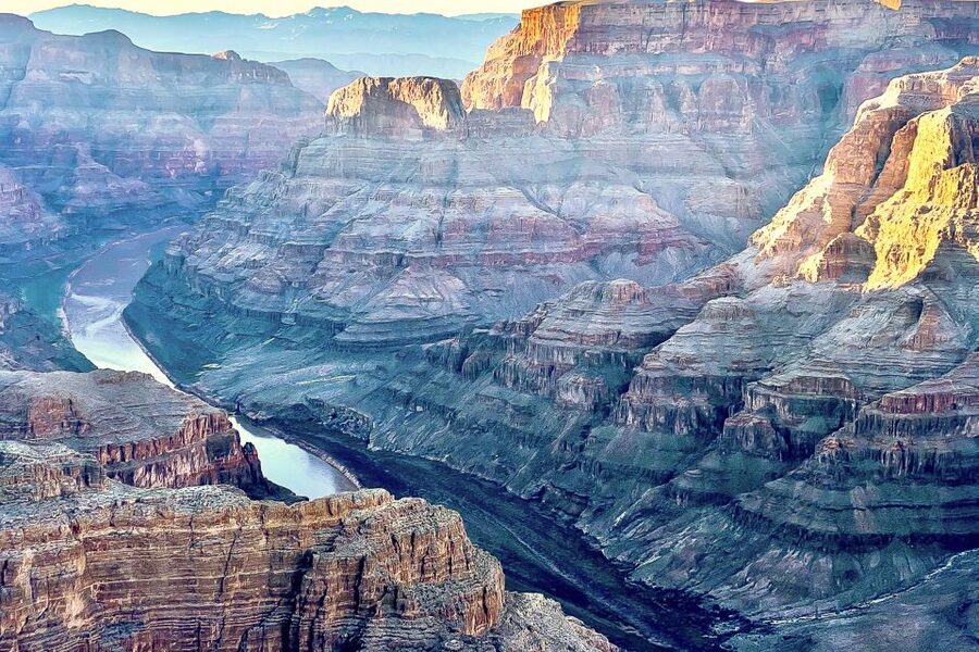 Vegas: Grand Canyon, Hoover Dam, Lunch/Skywalk Options, WiFi - Hoover Dam: great photos, but manage the time