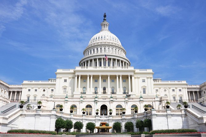 VIP Best of DC with US Capitol + National Archives Reserved Entry - Lincoln, Vietnam, FDR, and Korean War, A Monument Chain That Makes Sense