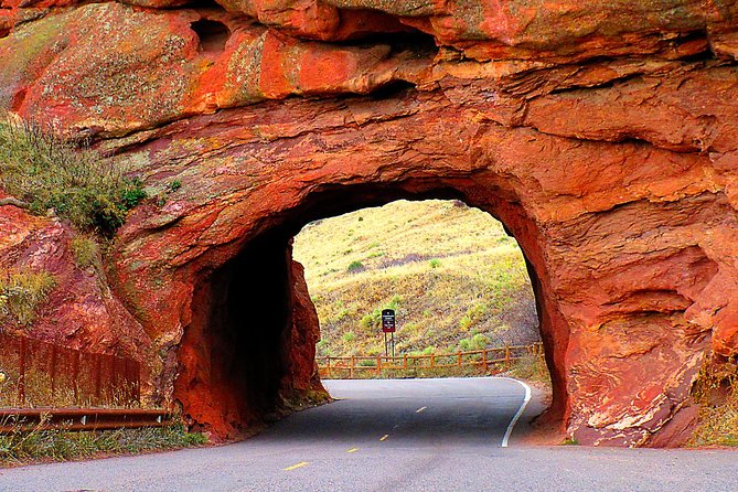 Visit Red Rocks Park, Continental Divide & Breckenridge - Pickup at 1747 Wynkoop St: Easy Start, Long Day Ahead